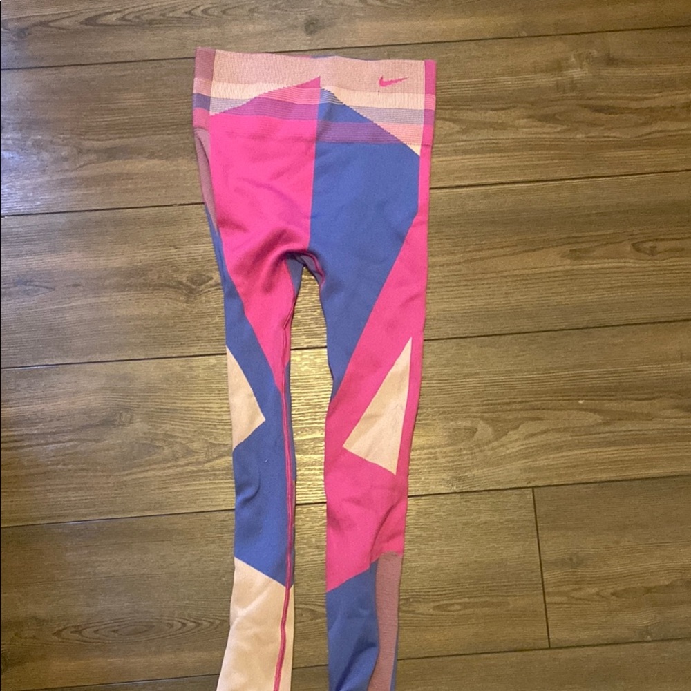 Nike  Womens ' Pink and Blue Geometric Leggings